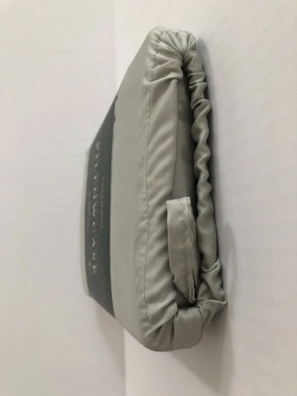 NWT Cosy House 100% Bamboo Viscose Pillowcases Set of 2 Pillowcases Size King